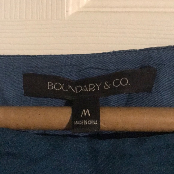 Formal dress - Picture 3 of 7